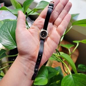 Vintage Sharp Quartz Class Black Leather Watch